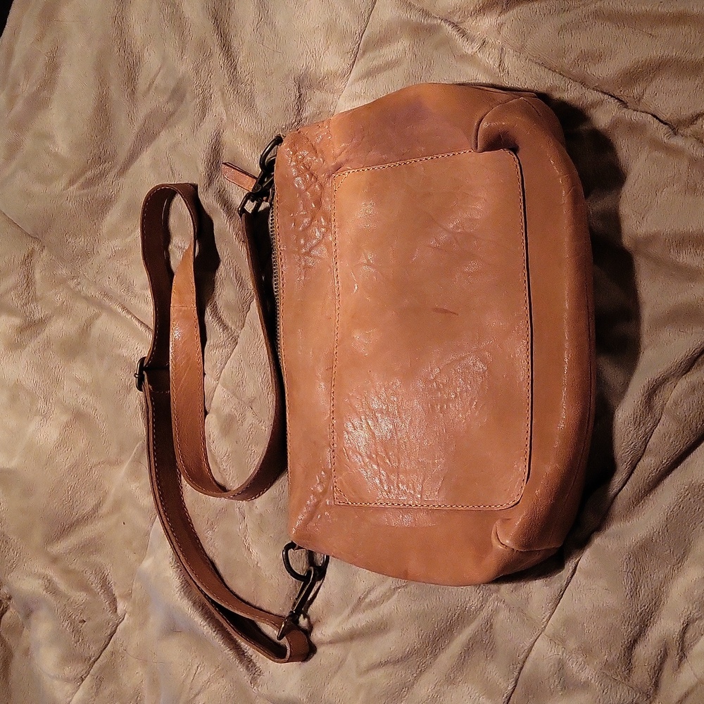 Sundance leather purse
